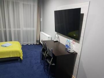 Фото номера Двухместный номер с 1 кроватью и собственной ванной комнатой Отель Hotels Odra г. Нова-Суль 2