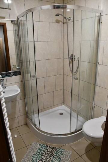 Фото номера Двухместный номер с 1 кроватью и собственной ванной комнатой Отель Hotels Odra г. Нова-Суль 2
